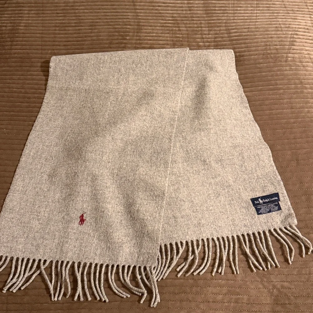 Polo Ralph Lauren Gray Flannel Lambswool Fringed Scarf